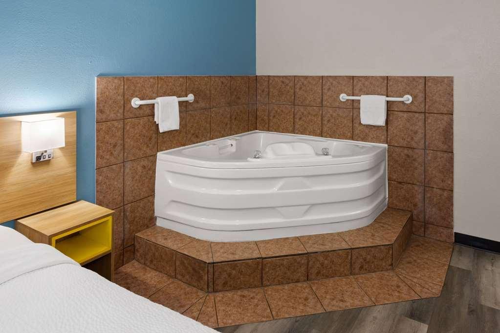 Days Inn & Suites By Wyndham Northwest Indianapolis Camera foto