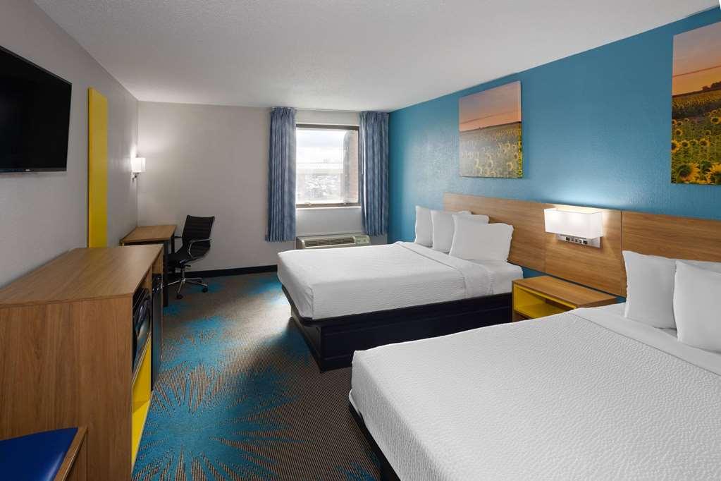 Days Inn & Suites By Wyndham Northwest Indianapolis Camera foto
